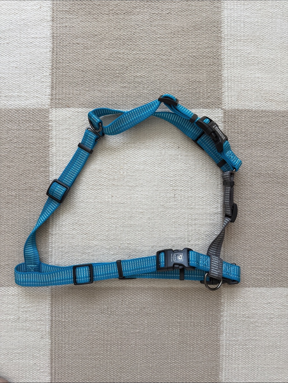Blue-9 Balance Dog Harness, size M/L, blue, new without tags